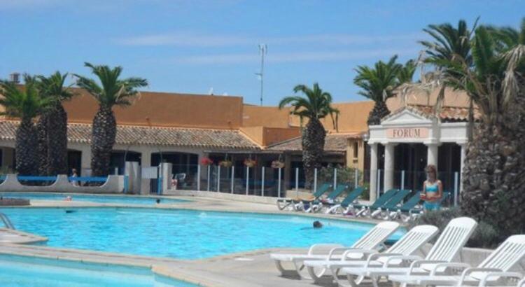 Appartement Village 9 En Residence De Vacances En Camargue アルル エクステリア 写真